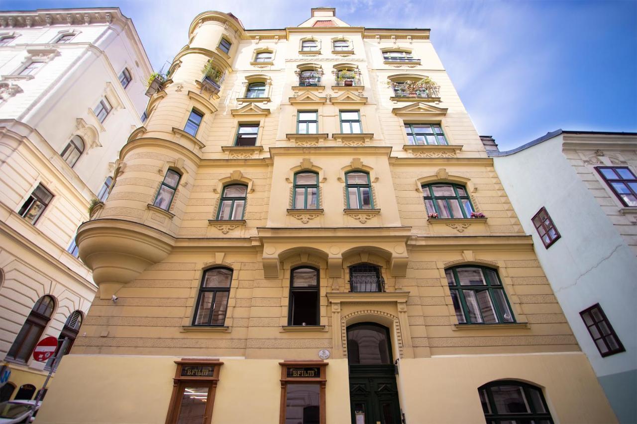 7Th Heaven Vienna Center Apartments Экстерьер фото