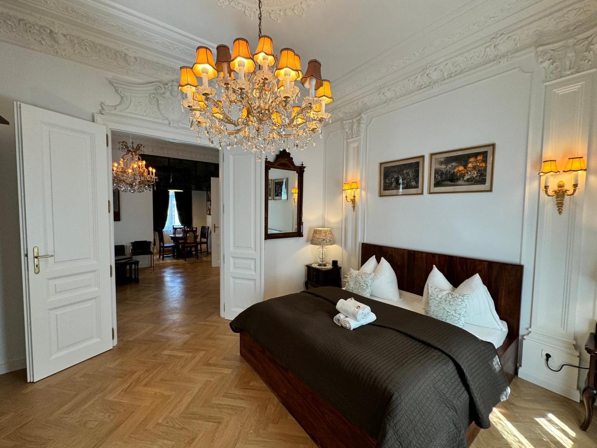 7Th Heaven Vienna Center Apartments Экстерьер фото